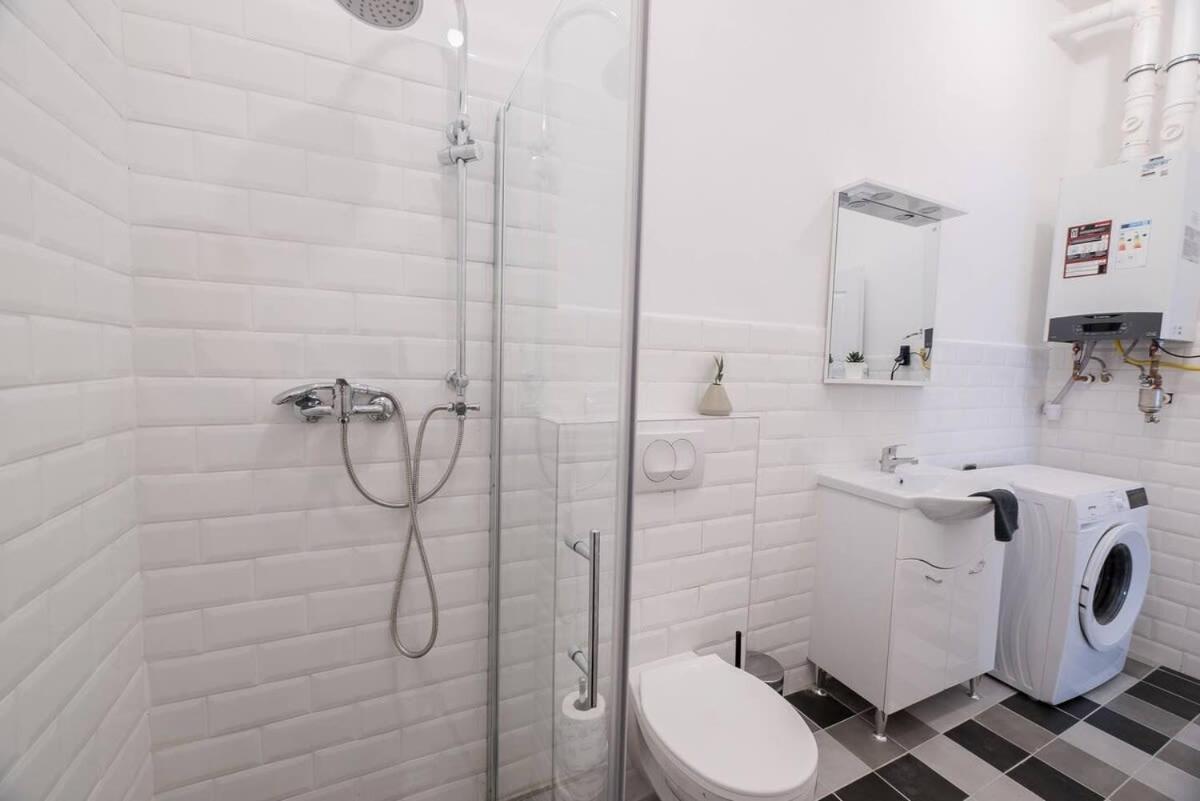 Central Brand New And Modern Apartment Budapest Exterior photo