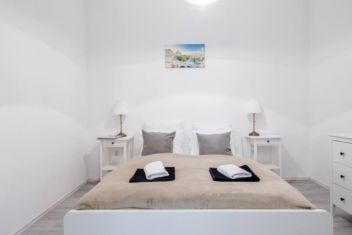 Central Brand New And Modern Apartment Budapest Exterior photo