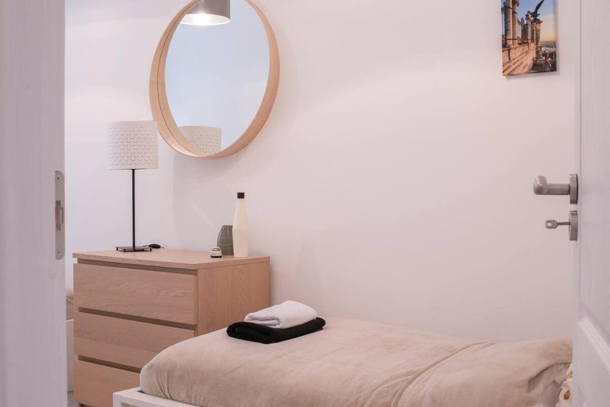 Central Brand New And Modern Apartment Budapest Exterior photo