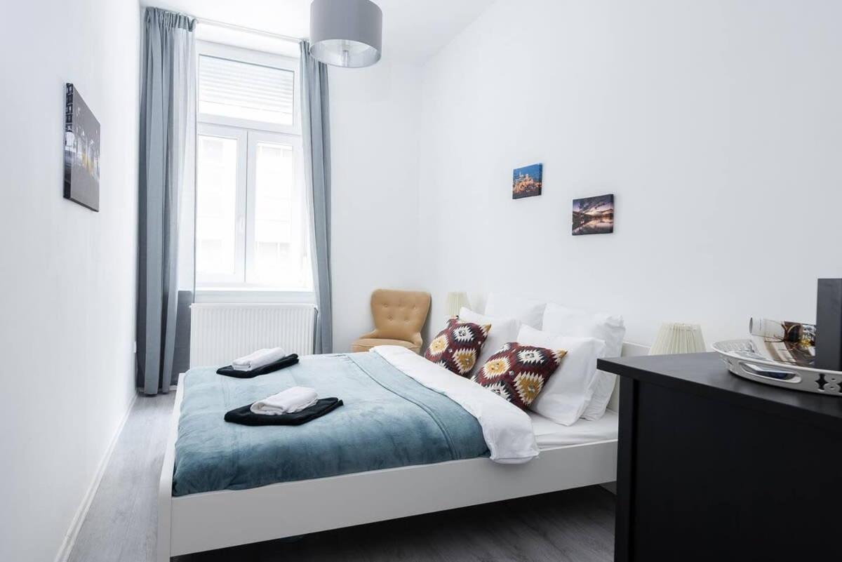 Central Brand New And Modern Apartment Budapest Exterior photo
