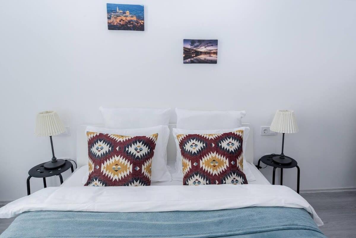 Central Brand New And Modern Apartment Budapest Exterior photo